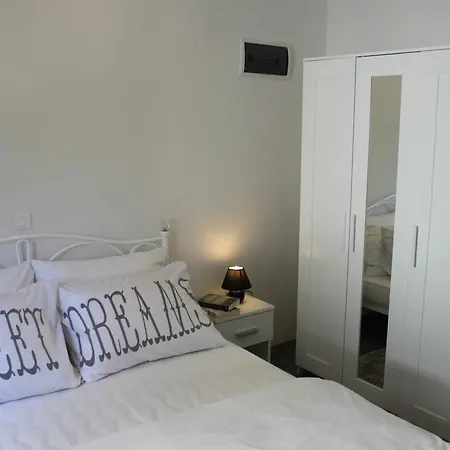 Apartman Apartament L'una