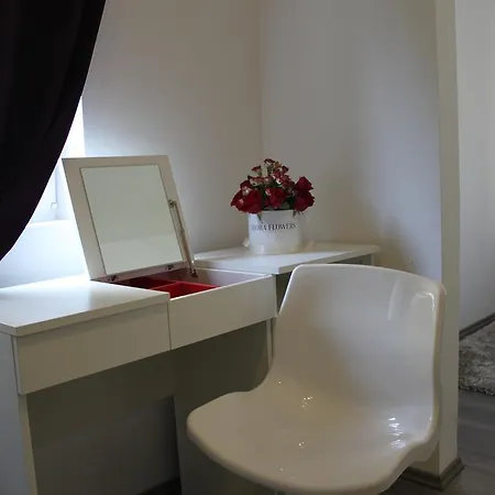 Apartament L'una * Zára