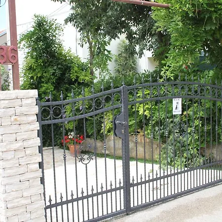 Apartament L'una *
