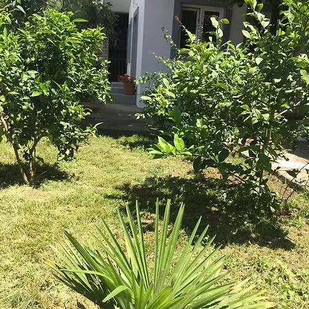 Apartament L'una Apartman Zára