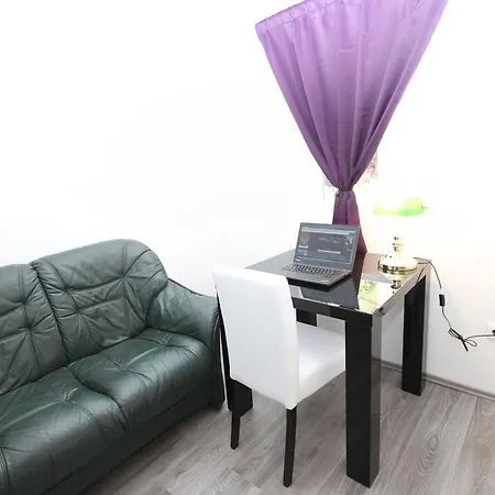 Apartman Apartament L'una *