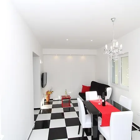 Apartament L'una