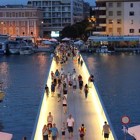 Apartament L'una *